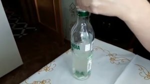 Как налить жидкость в бутылку с дозатором