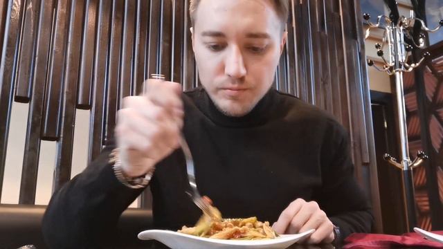 Весь день в турагенстве ✈️ Таблетки от короны 💊 китайский ресторан 🍜 смотреть онлайн