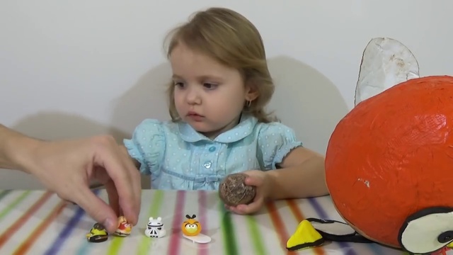 Энгри Бердс огромное яйцо с сюрпризом открываем игрушки World Biggest surprise e