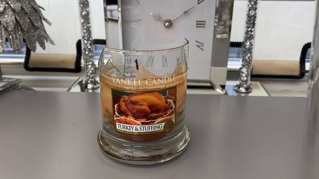 Quirky Turkey & Stuffing Yankee Candle Review! смотреть онлайн