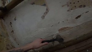 КАК Я ПЫТАЛСЯ ЗАДЕЛАТЬ ДЫРЫ В СТЕНЕ  || СТРОЮ СВОЙ ОФИС 1.2 ||