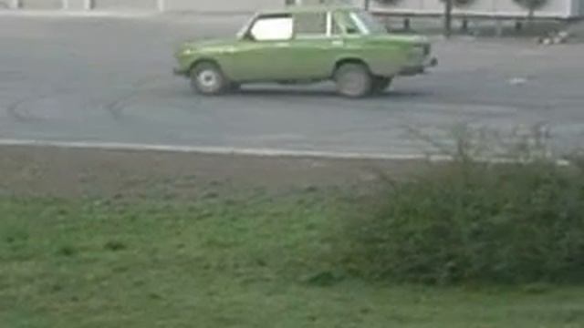 Автогонки у дома , любительские.