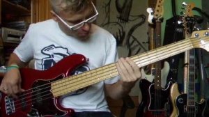 FENDER JAZZ BASS DELUXE V SOUNDTEST