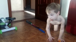 Хот Вилс машинки. И знакомство с трассой Хот Вилс шиномонтаж. Hot Wheels