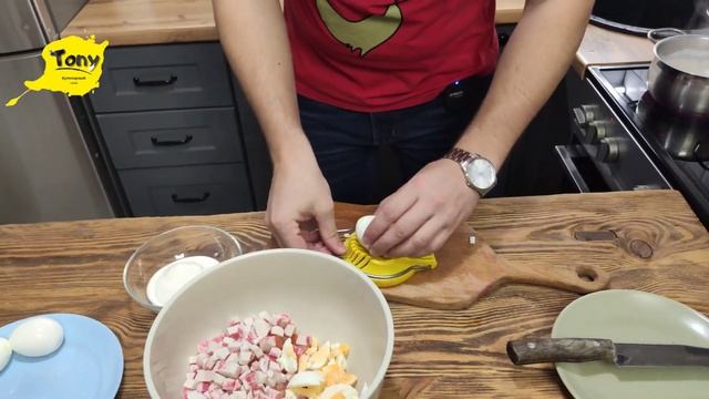 СВЕЖАЯ НОТКА В КРАБОВОМ САЛАТЕ - ЗАЛОГ ПРЕВОСХОДНОГО ВКУСА! смотреть онлайн