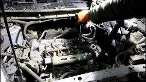 Замена свечей зажигания на Nissan JUKE 1,6 Ниссан Жук 2011 года