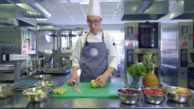 Секреты идеальной фруктовой нарезки #идеальнаянарезка #фруктоваянарезка #фрукты #готовимдома