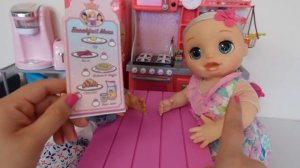 Baby Alive Packing her Bag to go to Grandmas House Baby Alive Real as can be baby doll
