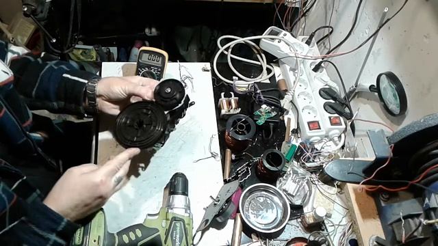 ГЕНЕРАТОР-МАЛЕНЬКИЙ ДА УДАЛЕНЬКИЙ смотреть онлайн