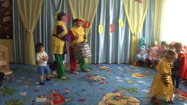 1 Апреля - праздник смеха смотреть онлайн