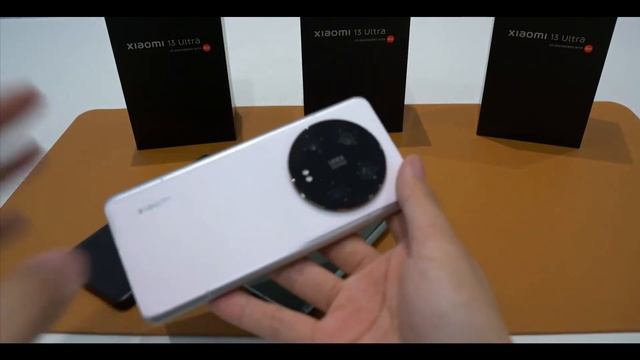 Xiaomi 13 Ultra Unboxing I Hands On I Screen I Camera Test I 5000Mah Battery I Snapdragon 8 Gen 2