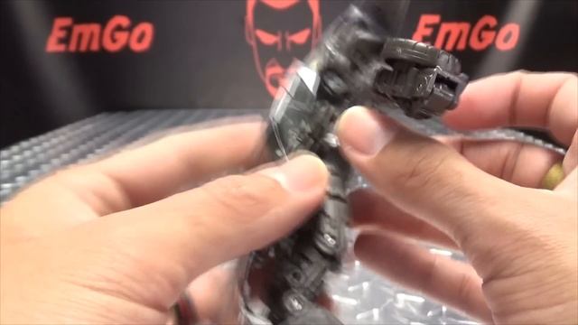 Studio Series 78 Deluxe SIDESWIPE: EmGo's Transformers Reviews N' Stuff смотреть онлайн