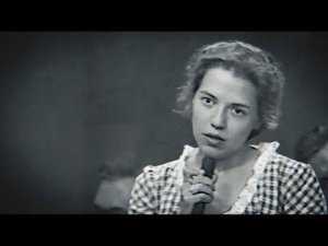 Как журналистка в мамином платье не испугалась прямо обвинить путчистов в совершении переворота