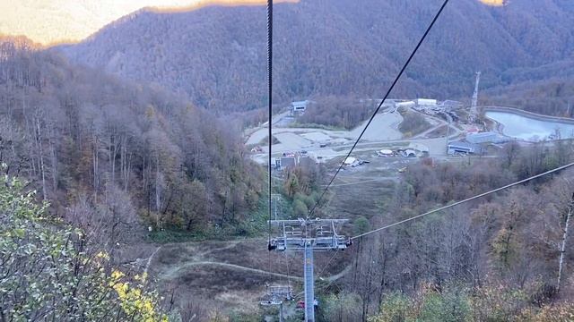 Горы. Канатная дорога. Путешествие в горах. смотреть онлайн