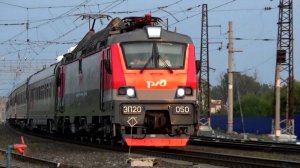 ЭП20-050 с пассажирским поездом