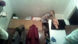 Упала со  шкафа