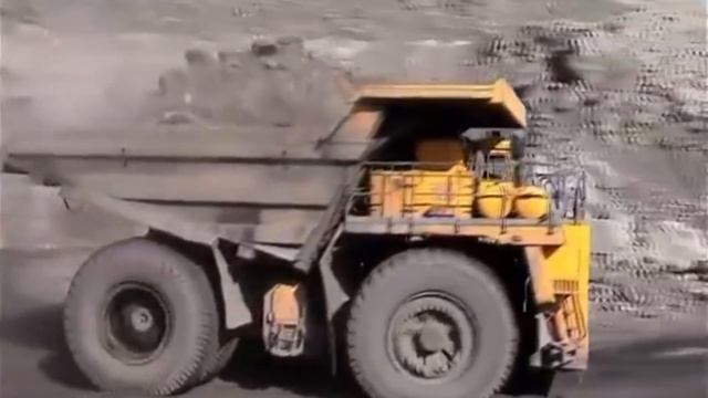 САМЫЕ БОЛЬШИЕ САМОСВАЛЫ В МИРЕ / ТОП 5