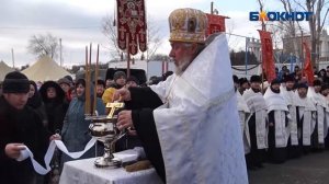 Сотни жителей Волгограда прошли Крестным ходом