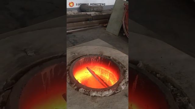 300 kg aluminum melting furnace from feeding to pouring