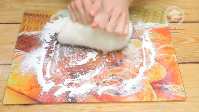 Сдобные булочки с шоколадной глазурью. Простой рецепт сдобных булочек