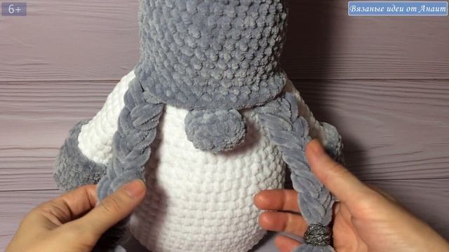 Плюшевая игрушка крючком на новый год "Скандинавский гном"
