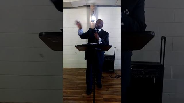 Pastor D and Lady E The Mender's House смотреть онлайн