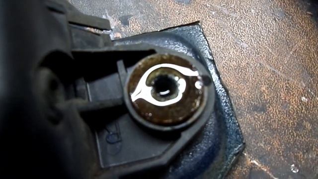 Ремонт кузова Ауди 100 С4. Как снять дверные ручки Ауди 100 С4. Часть 17 смотреть онлайн