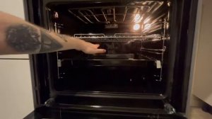 Видеообзор на духовой шкаф ZUGEL