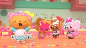 Num Noms | Yummy Jellie's Dodgeball Game | Snackables Cartoon Webisode | Season 4 Episode 4