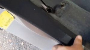 Снятие ковролина на Toyota Carina at 211. Часть 1. Сюрприз под ковролином