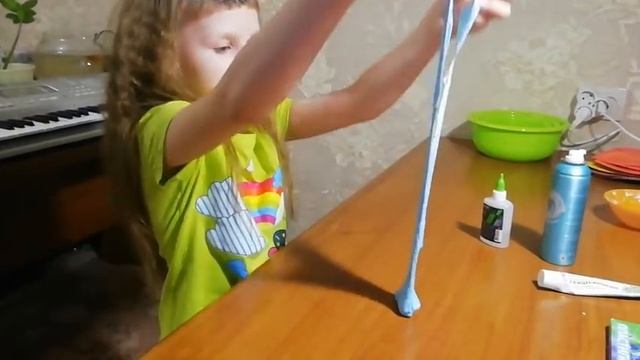 Слаймы с пластилином. Посмотрите что получилось!!! Аврора делает выводы! смотреть онлайн