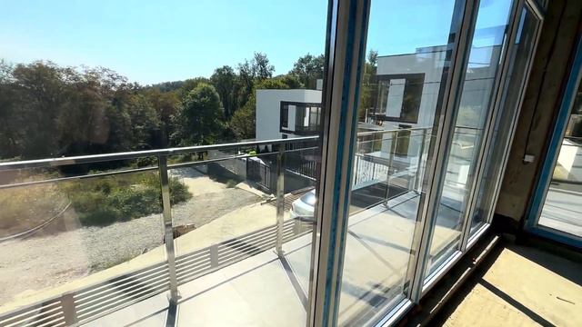 Просторный коттедж в стиле хай тек смотреть онлайн