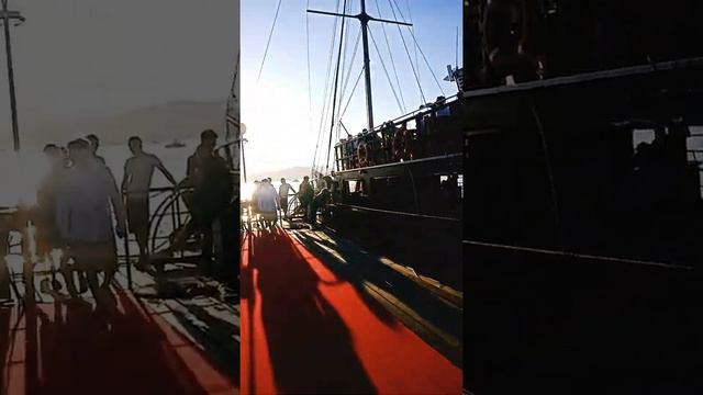 ⛴️Круиз на корабле в Геленджике