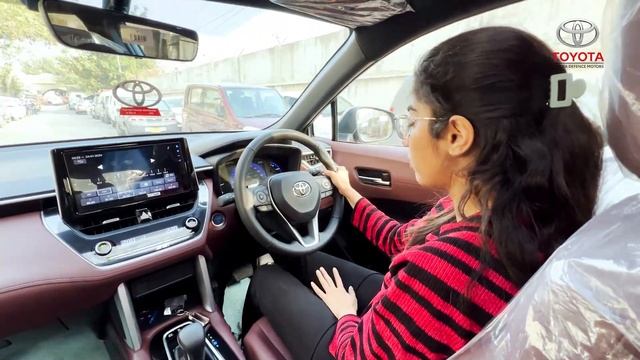 Test Drive Demo Activity Firsthand experience of the All-New Toyota Corolla Cross Hybrid! смотреть онлайн