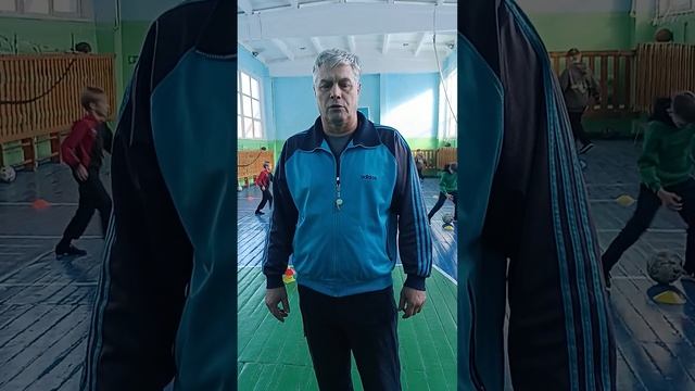 Видео-визитка Тарана "Футбол в школу" смотреть онлайн