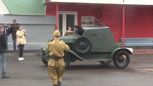 Ко дню военного автомобилиста, на выставке «Моторы войны» продемонстрировали бронеавтомобили