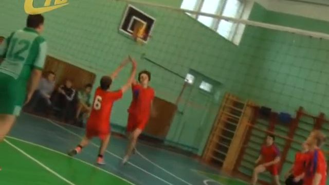 В ШКОЛАХ ЗАВЕРШИЛИСЬ СОРЕВНОВАНИЯ ПО ВОЛЕЙБОЛУ смотреть онлайн