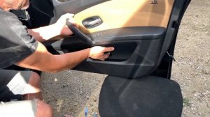 Течет вода в салон, через дверь - BMW E60