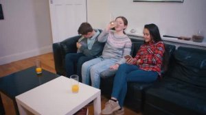 Go Getter 1 Unit 3.2 There's A Phone on the Sofa! (part 1)