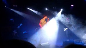 Началось в колхозе утро (исполнение Qveen в Music club)