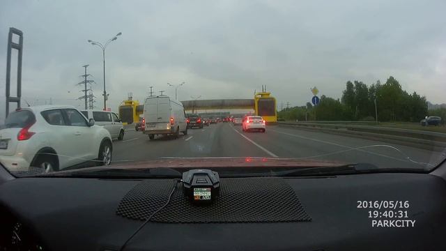 Радар-детектор PlayMe SILENT смотреть онлайн