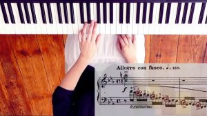 Движение локтя в фортепианной технике