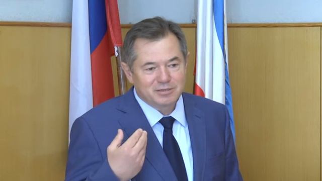 Вручение диплома «Почетный профессор КФУ им. В.И. Вернадского» Сергею Глазьеву — 18 мая 2016 г. смотреть онлайн