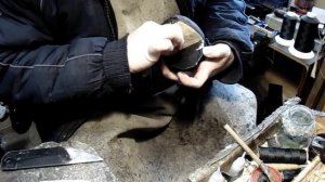 как подклеить подошву, ремонт обуви, how to glue the sole