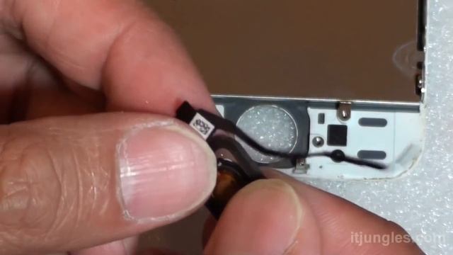 iPhone 5S: Home Button Touch ID Replacement Close Up смотреть онлайн