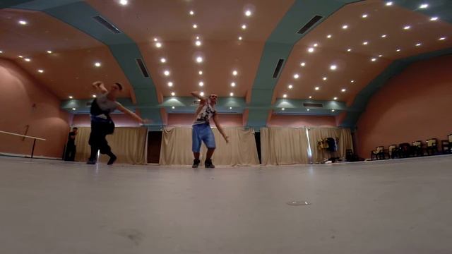 "No Twerk" Stas Podzegun смотреть онлайн