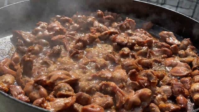 Куриные ЖЕЛУДКИ на САДЖЕ / Это очень вкусно!! смотреть онлайн