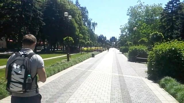 Поход ПО ПРИРОДНЫМ МЕСТАМ КРАСНОДАРА 1 ЧАСТЬ улица красная, фонтан , старый трамвай 1 часть смотреть онлайн