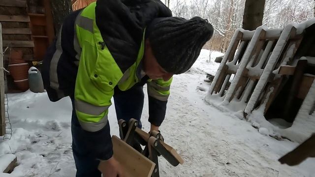 Осталась запчасть.Окучник НЕВА дисковый оборотный с бороздоделом.Складной табурет. смотреть онлайн