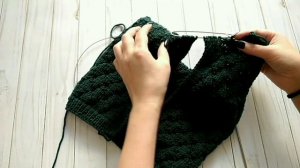 #вяжемжилеткунагодик Детский жилет на молнии .❤️ Жилетка спицами. Детская безрукавка спицами на год